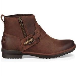 UGG | Cheyne Waterproof Boots